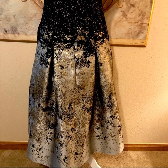 Sz 2 Kay Unger Carina Tea Length Formal Dress Navy Blue, Silver & Gold Metallic - Picture 12 of 16